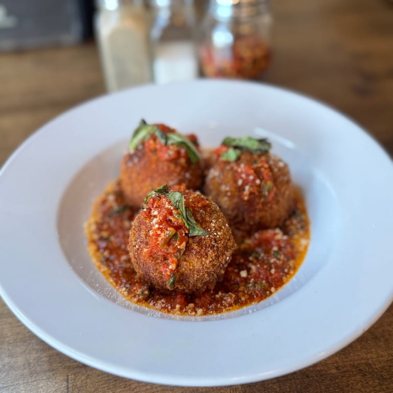 Delicious Spaghetti Dishes at Our Italian Restaurant